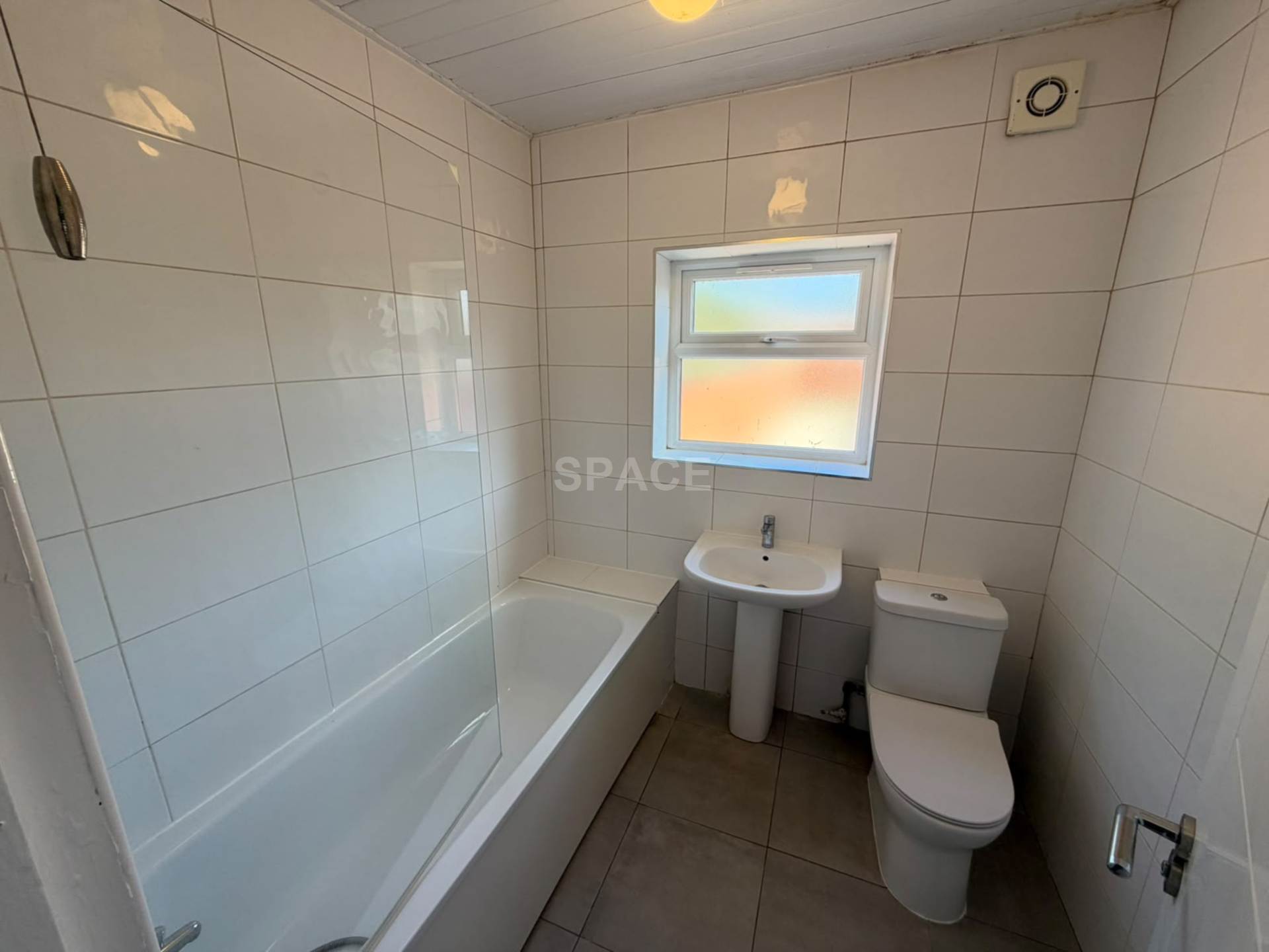Cholmeley Road, Reading, Image 2