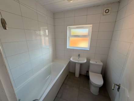 Cholmeley Road, Reading, Image 3