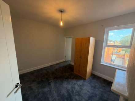 Cholmeley Road, Reading, Image 9