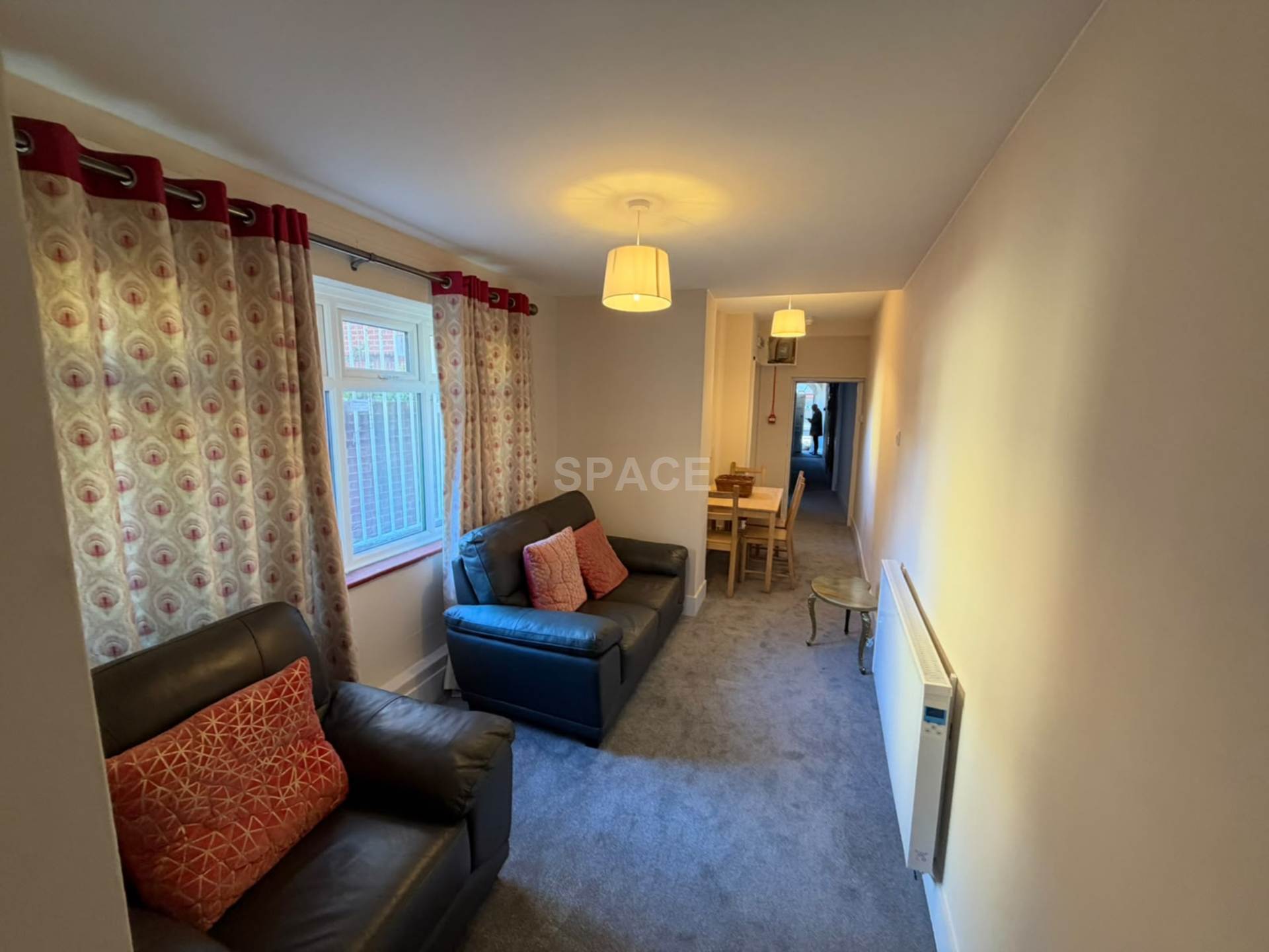 London Street, Reading, Image 6