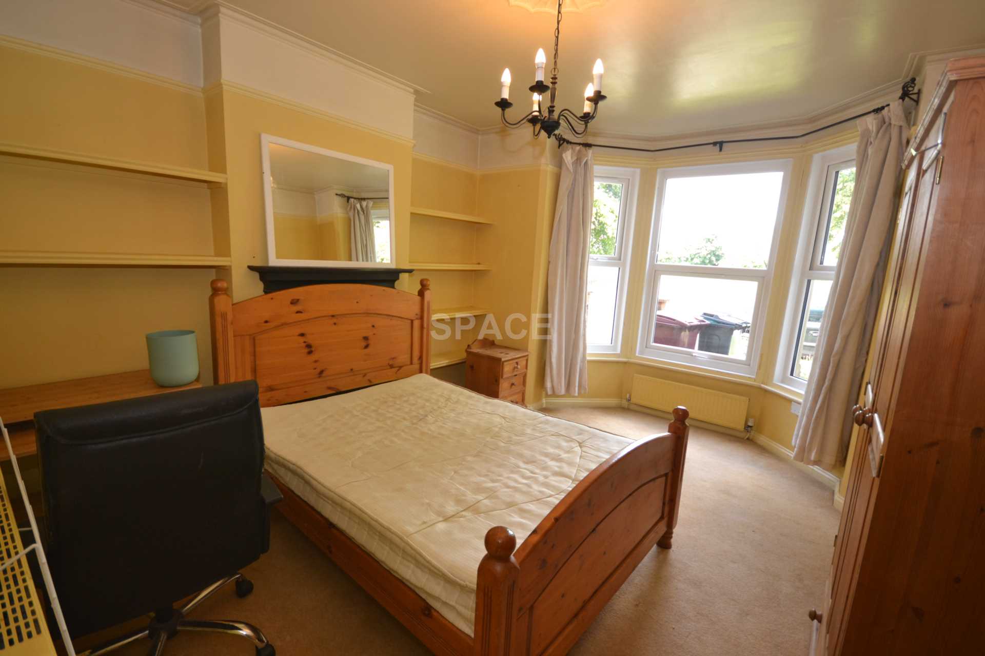 Palmer Park Avenue, University, Reading, Berkshire, RG6 1DN, Image 2
