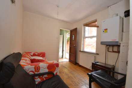 Palmer Park Avenue, University, Reading, Berkshire, RG6 1DN, Image 3
