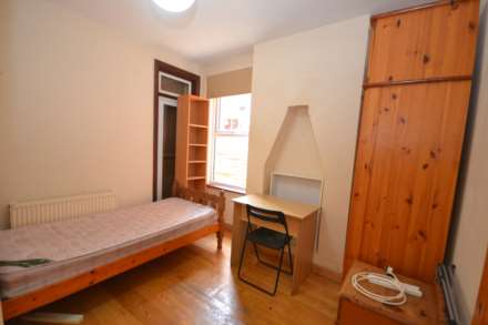Palmer Park Avenue, University, Reading, Berkshire, RG6 1DN, Image 4