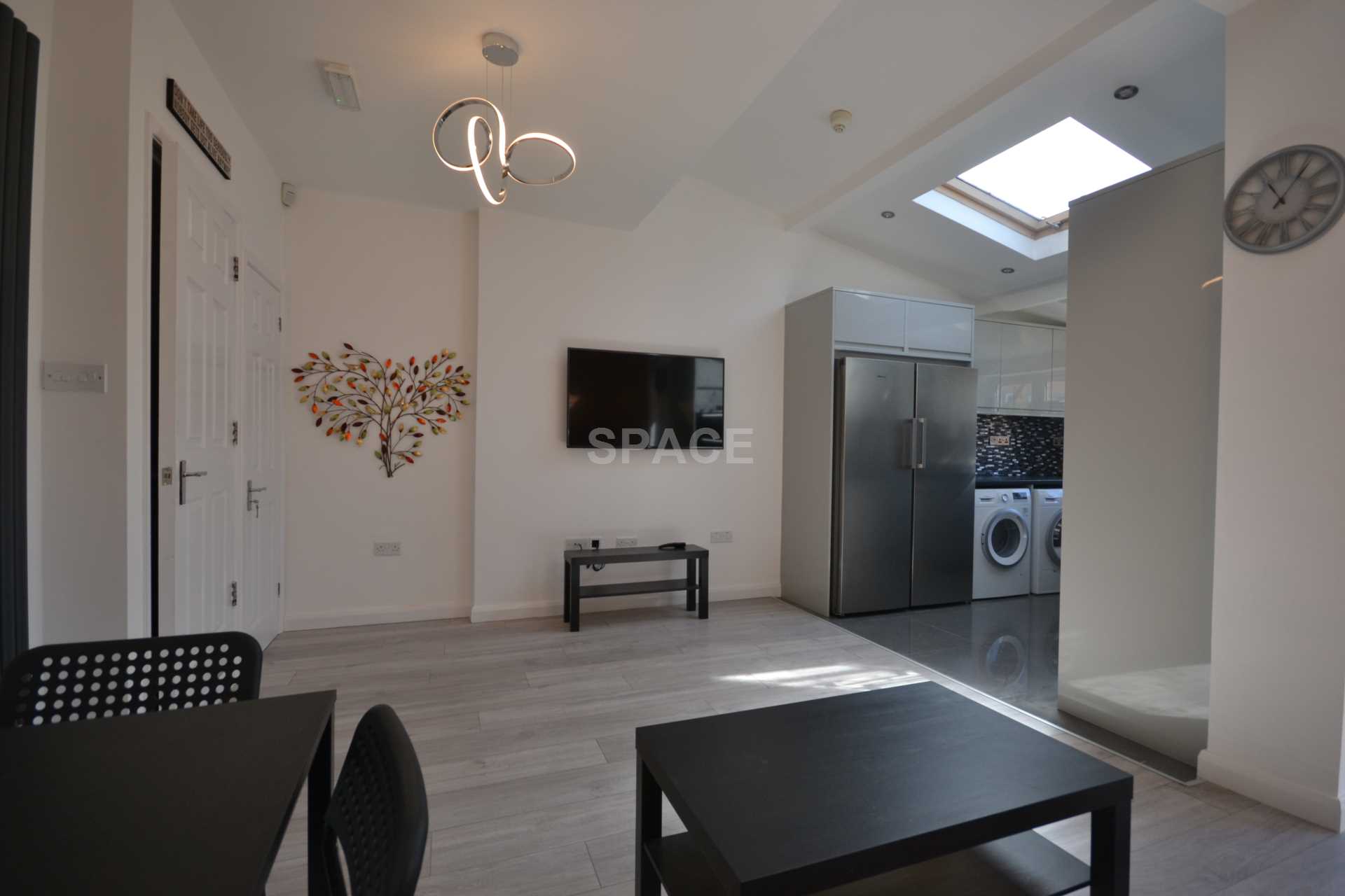 Palmer Park Avenue, Reading, Berkshire, RG6 1DN, Image 1