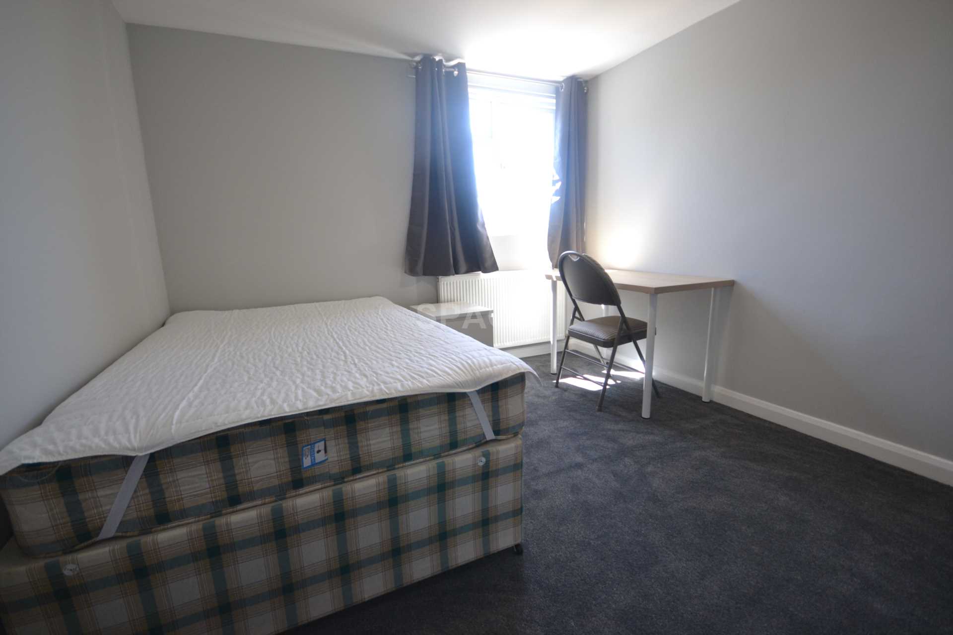 Palmer Park Avenue, Reading, Berkshire, RG6 1DN, Image 15