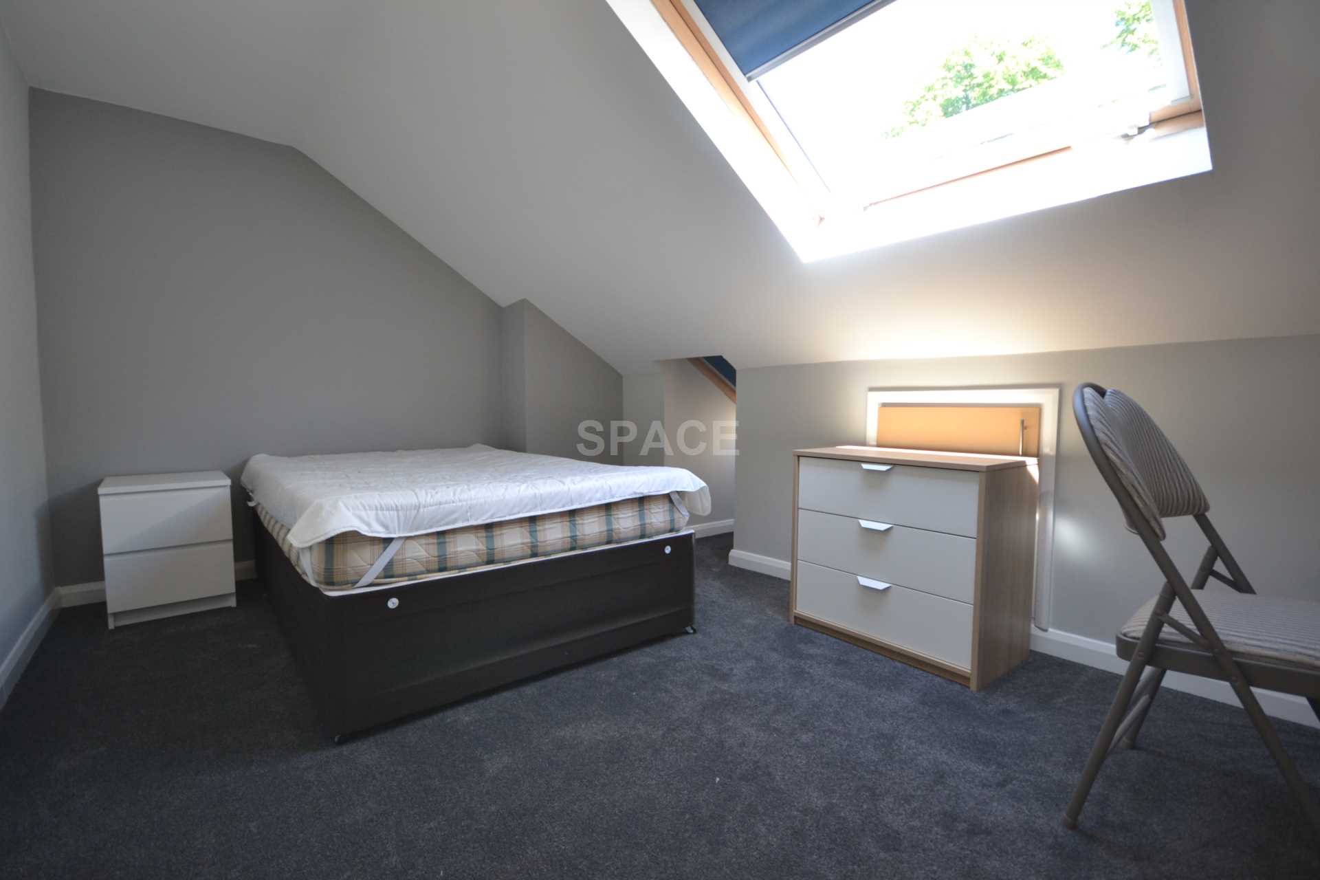 Palmer Park Avenue, Reading, Berkshire, RG6 1DN, Image 16