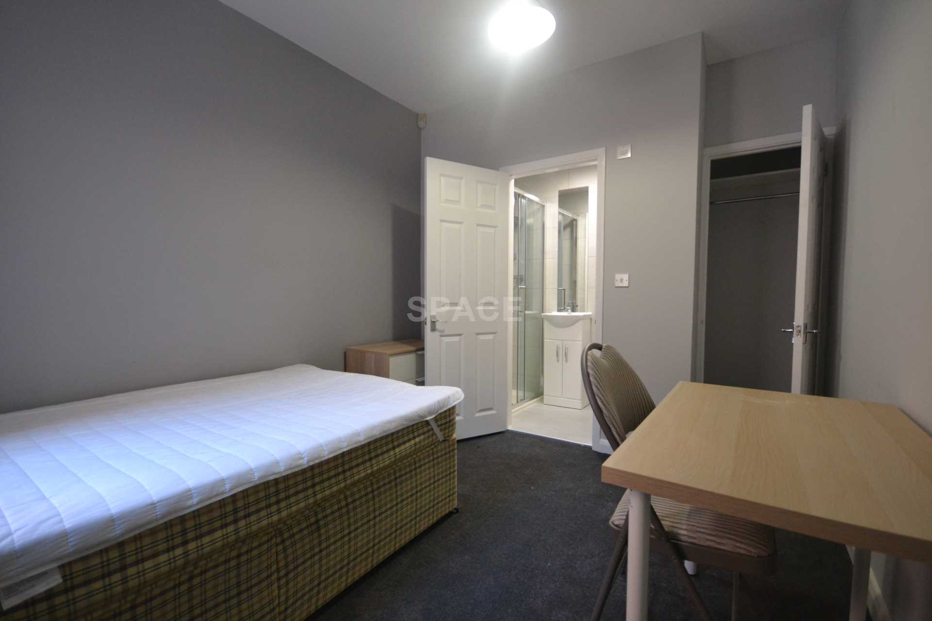 Palmer Park Avenue, Reading, Berkshire, RG6 1DN, Image 5