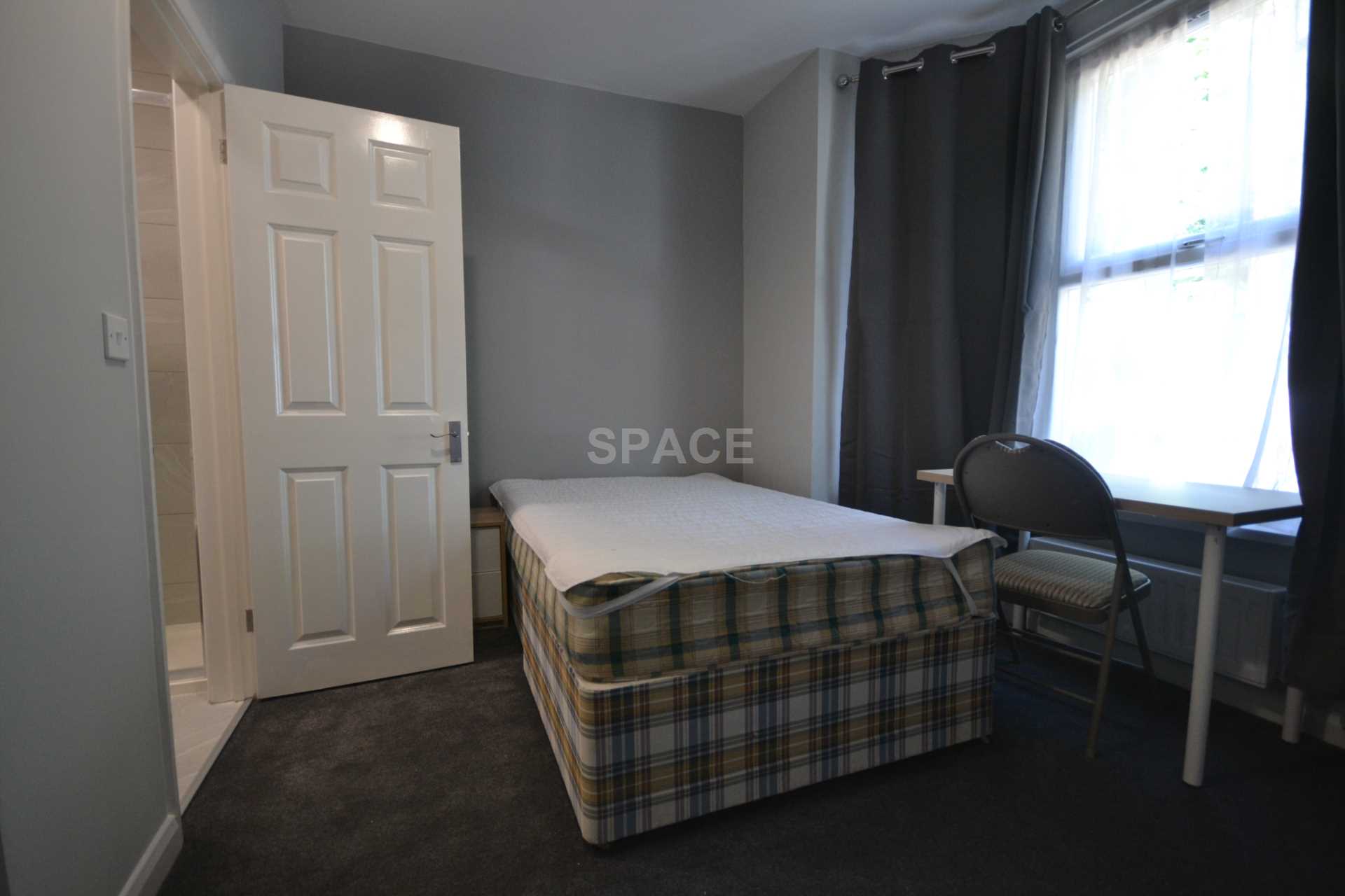 Palmer Park Avenue, Reading, Berkshire, RG6 1DN, Image 9