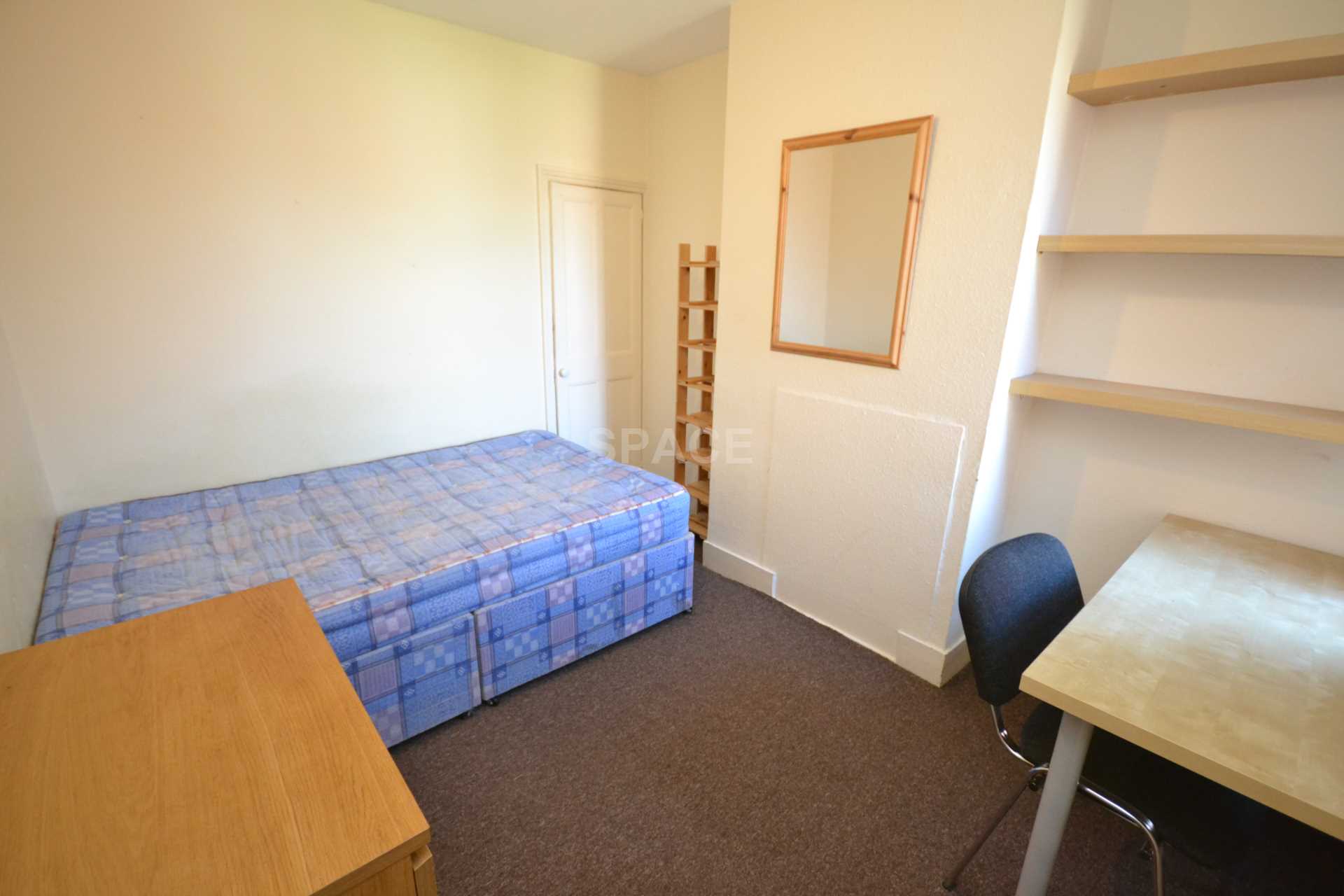 Auckland Road, Reading, Berkshire, RG6 1NY, Image 7