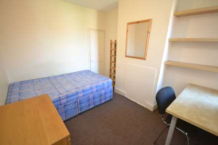 Auckland Road, Reading, Berkshire, RG6 1NY, Image 7