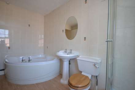 Auckland Road, Reading, Berkshire, RG6 1NY, Image 9