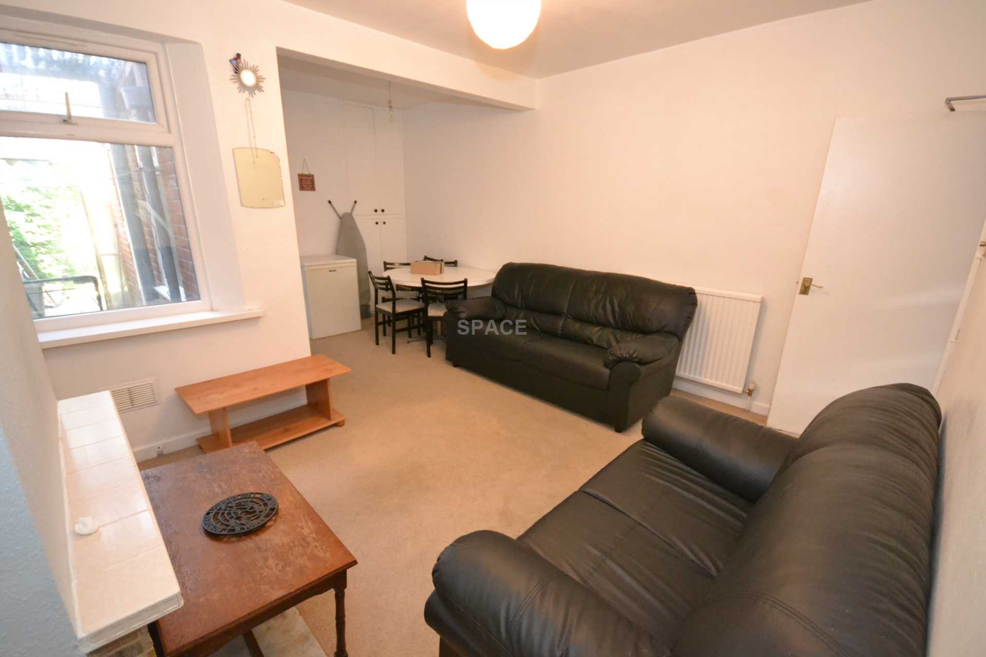 Norris Road, Reading, Berkshire, RG6 1NJ, Image 3