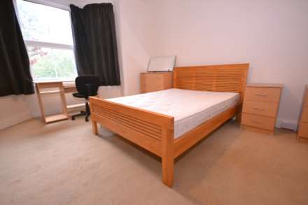 Palmer Park Ave, Earley, Reading, Berkshire, RG6 1DP, Image 2