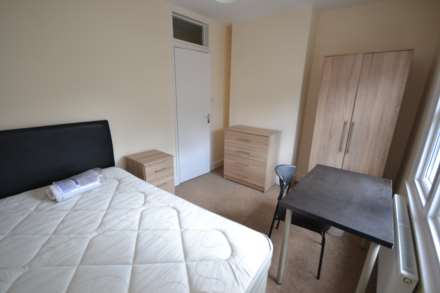 Brighton Road, Earley, Image 1
