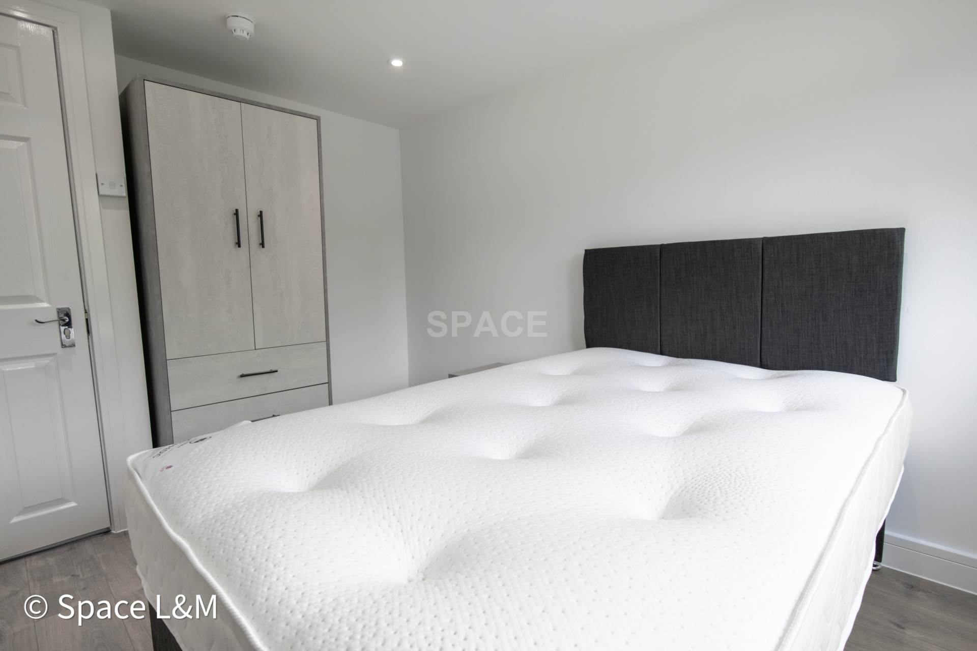 Grange Avenue, Earley, Reading, Berkshire, RG6 1DJ, Image 19