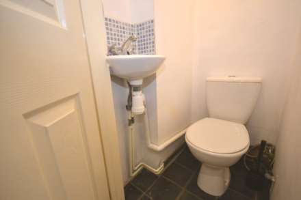 Donnington Gardens, Reading, Berkshire, RG1 5LZ, Image 5