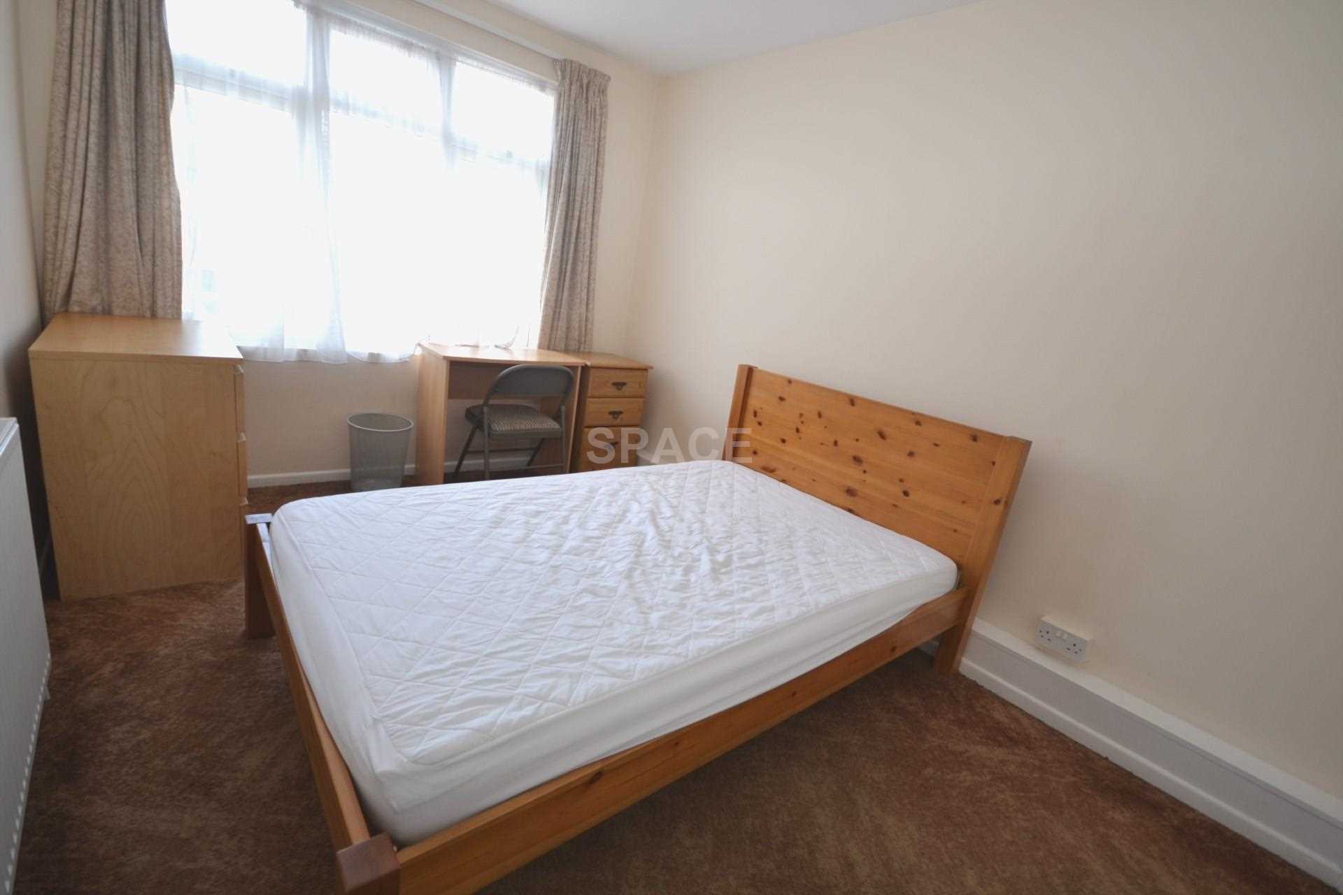 Highgrove Street, Reading, Berkshire, RG1 5EN, Image 14