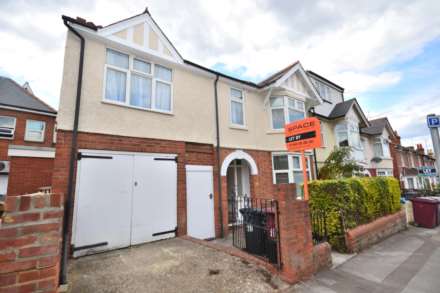 Highgrove Street, Reading, Berkshire, RG1 5EN, Image 2