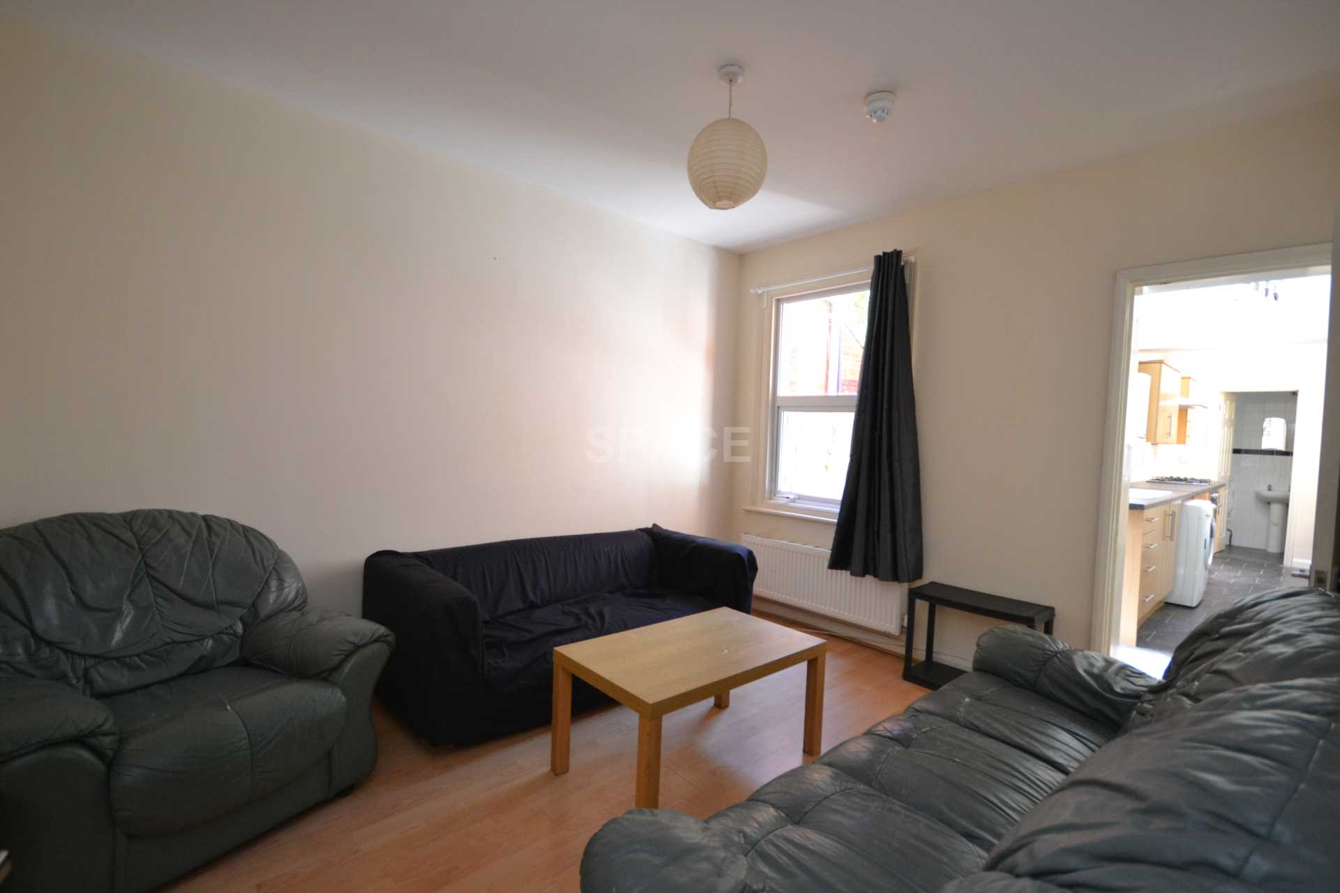Bishops Road, Reading, Berkshire, RG6 1NP, Image 4