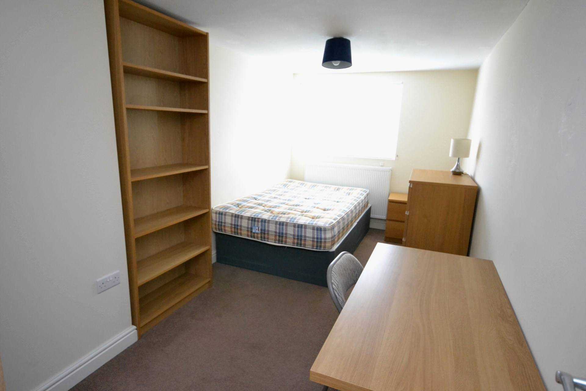 Grange Avenue, Reading, Berkshire, RG6 1DJ, Image 12