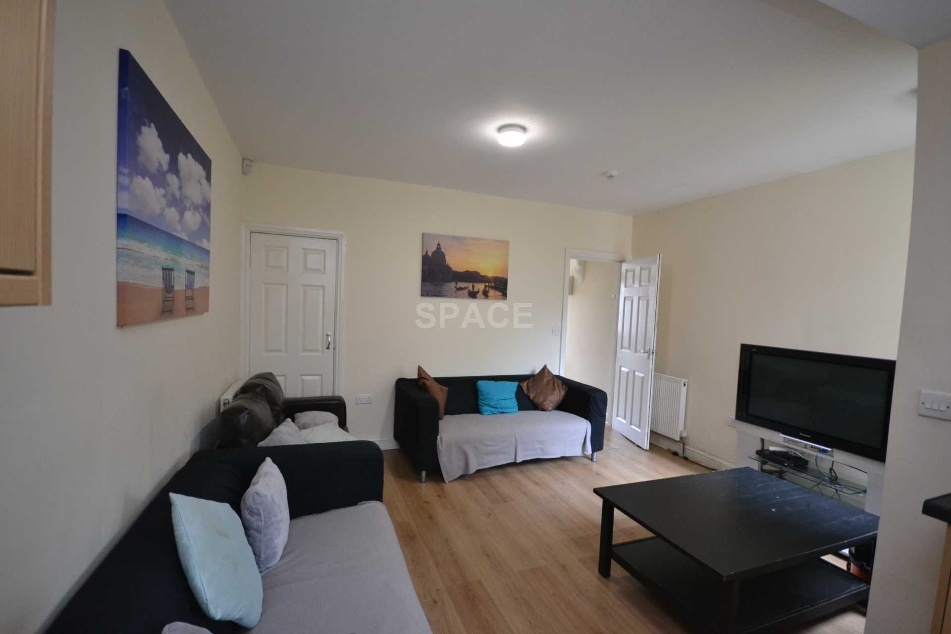 Grange Avenue, Reading, Berkshire, RG6 1DJ, Image 3