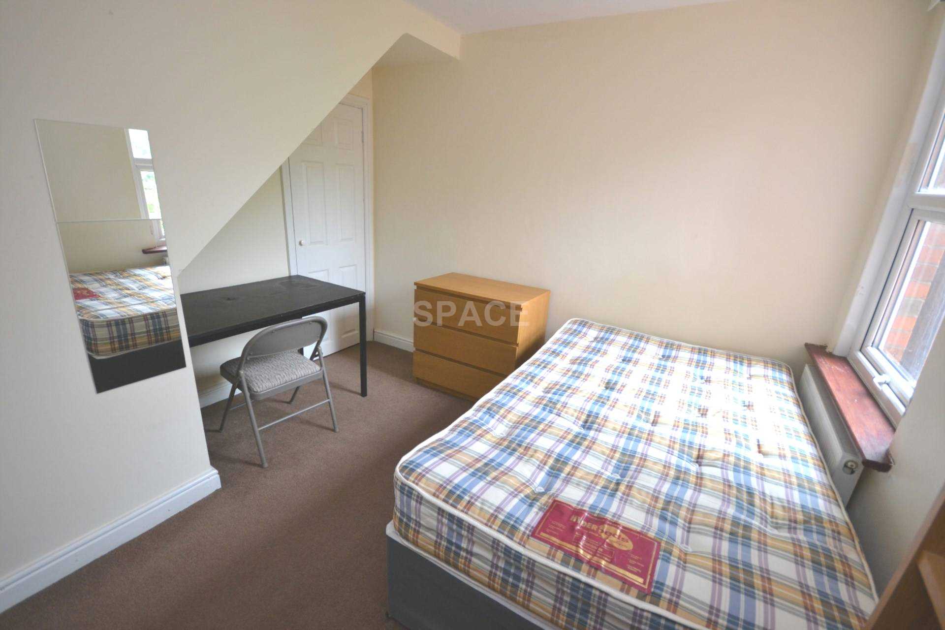 Grange Avenue, Reading, Berkshire, RG6 1DJ, Image 9