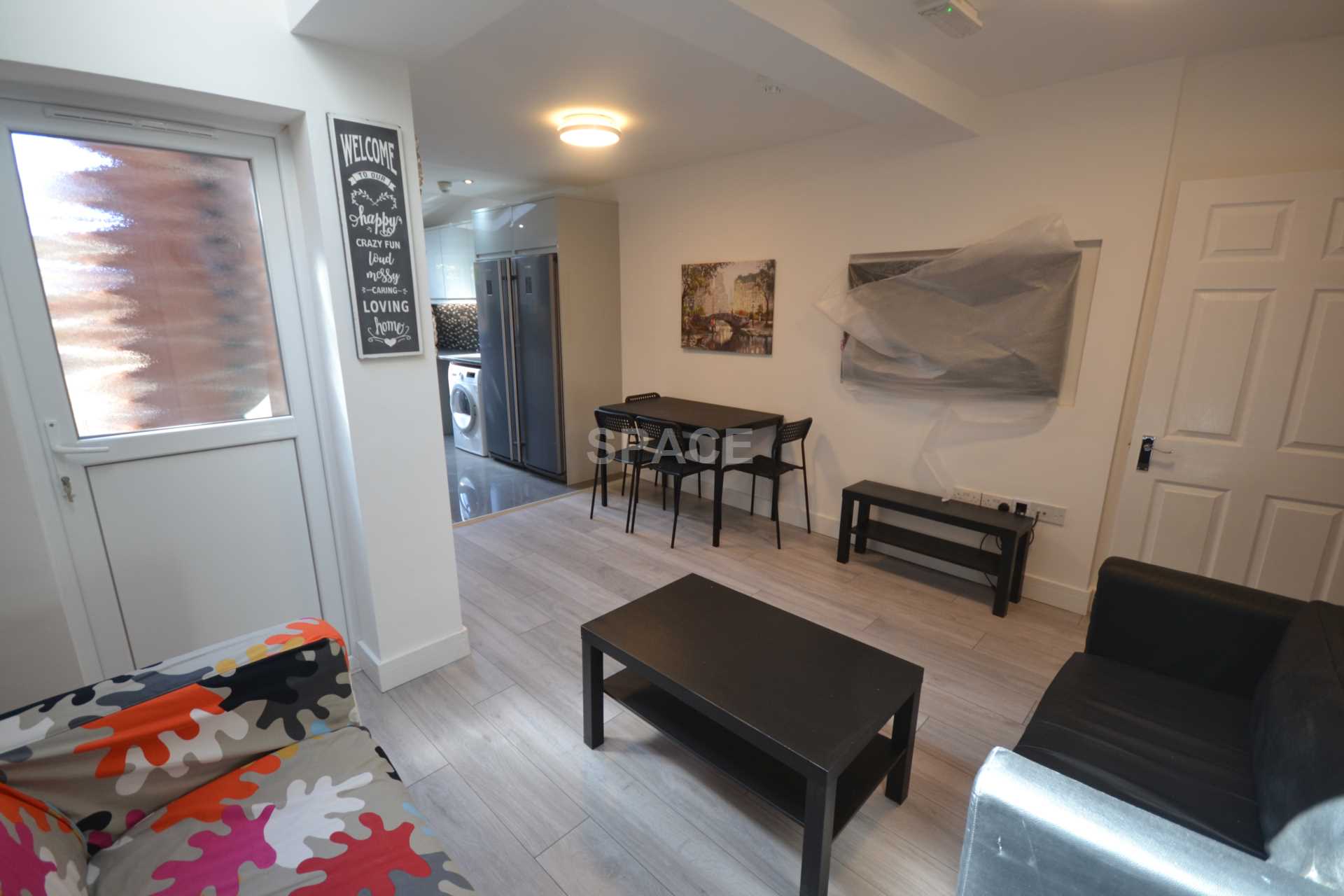 St Edwards Road, Reading, Berkshire, RG6 1NL, Image 1