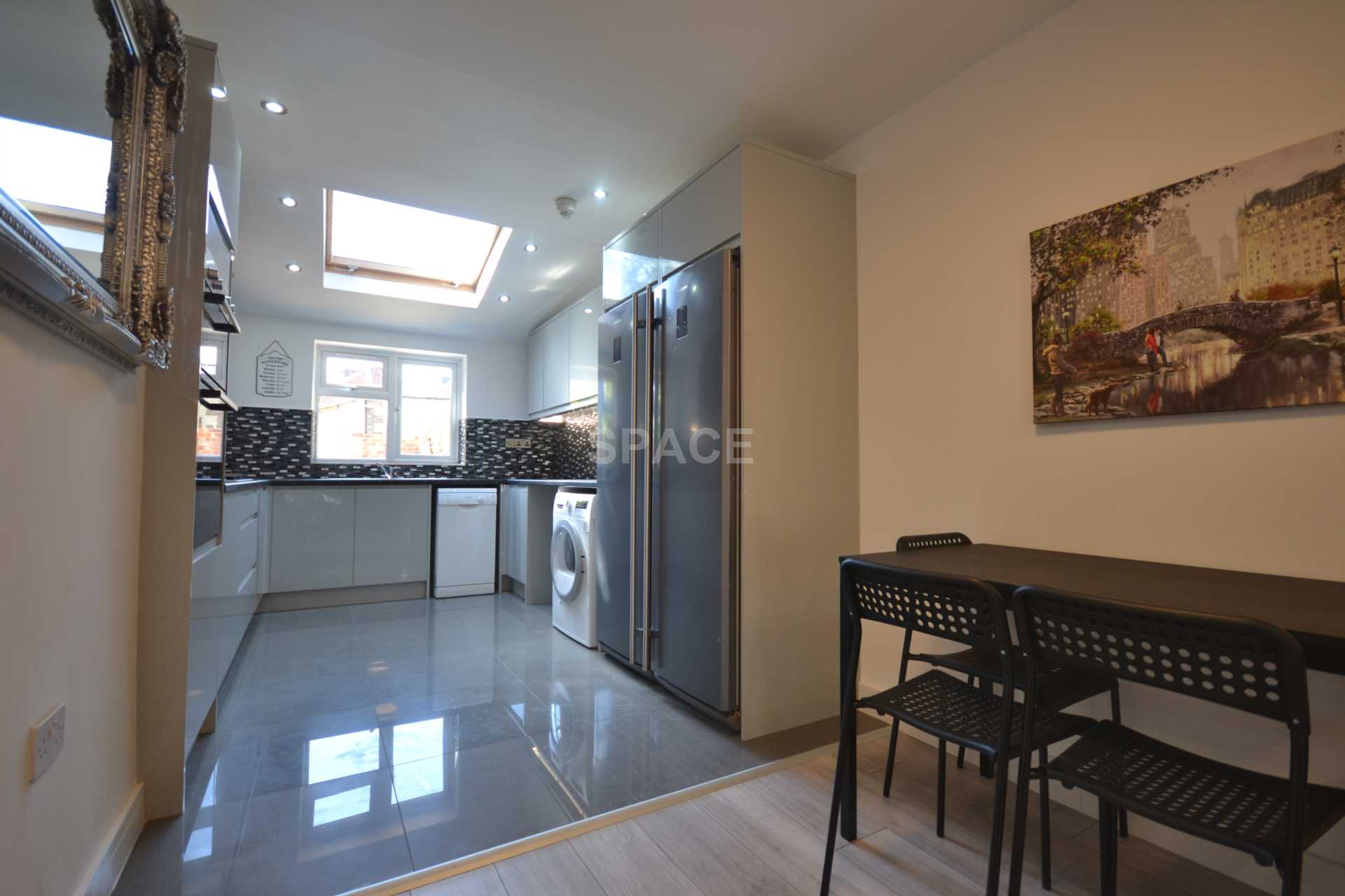 St Edwards Road, Reading, Berkshire, RG6 1NL, Image 3