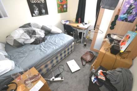 Norris Road, University, Reading, Berkshire, RG6 1NJ, Image 3