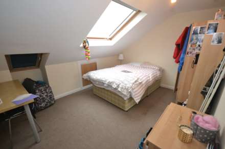 Grange Avenue, Reading, Berkshire, RG6 1DL, Image 7