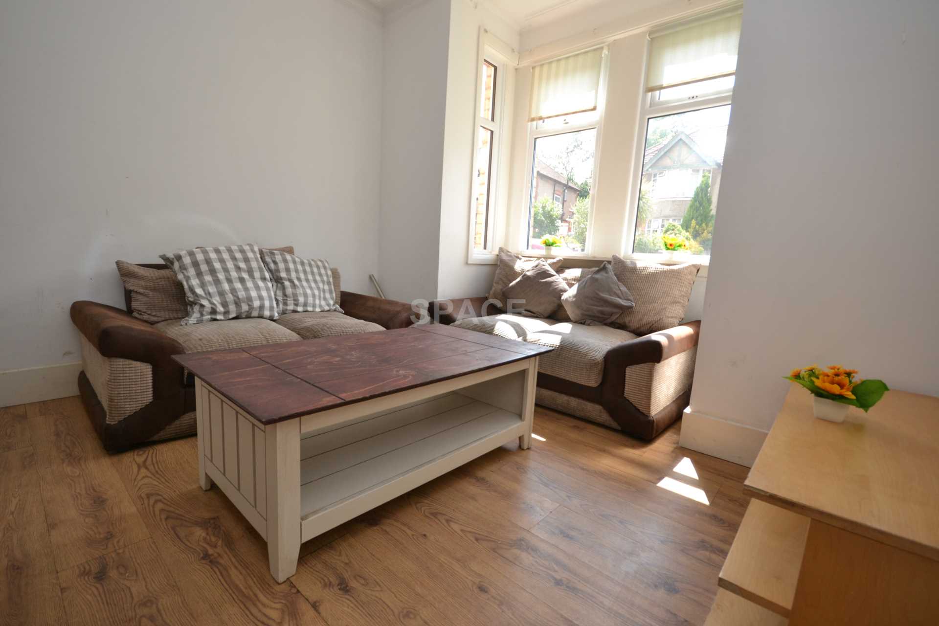 St Peters Road, Reading, Berkshire, RG6 1PA, Image 1