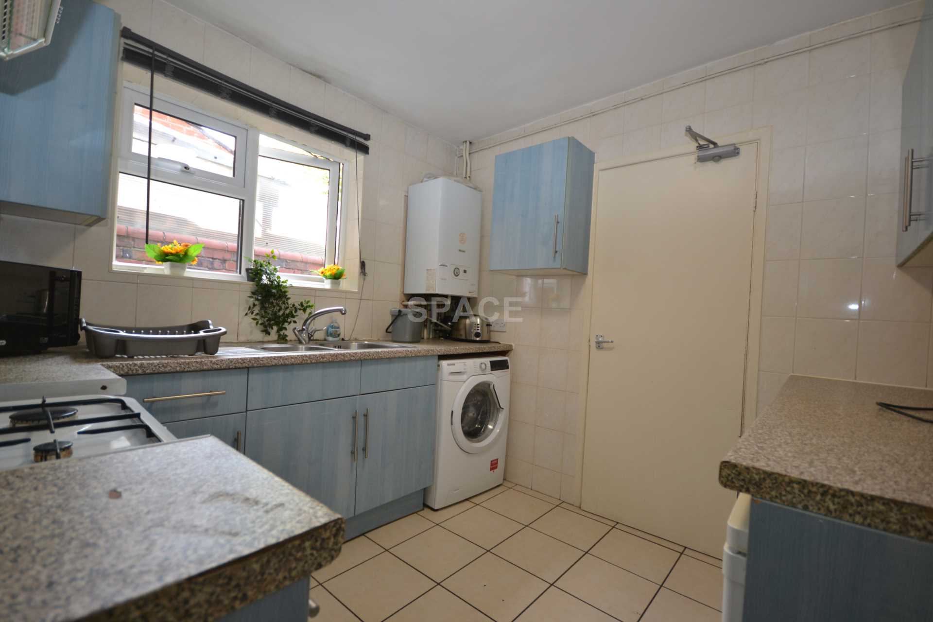 St Peters Road, Reading, Berkshire, RG6 1PA, Image 10