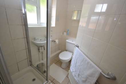 St Peters Road, Reading, Berkshire, RG6 1PA, Image 11