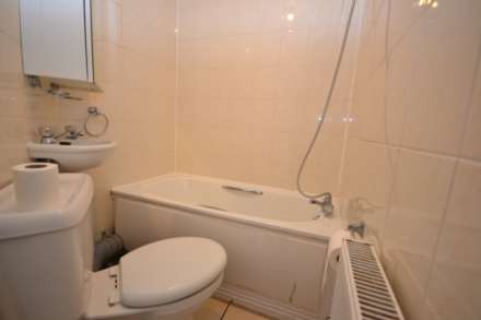 St Peters Road, Reading, Berkshire, RG6 1PA, Image 12