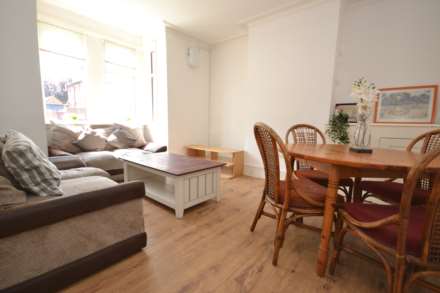 St Peters Road, Reading, Berkshire, RG6 1PA, Image 2