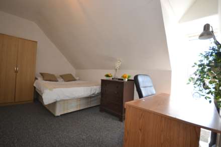 St Peters Road, Reading, Berkshire, RG6 1PA, Image 8
