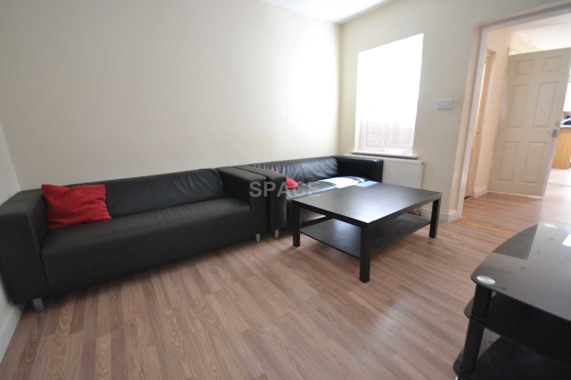 Grange Avenue, Reading, Berkshire, RG6 1DL, Image 3