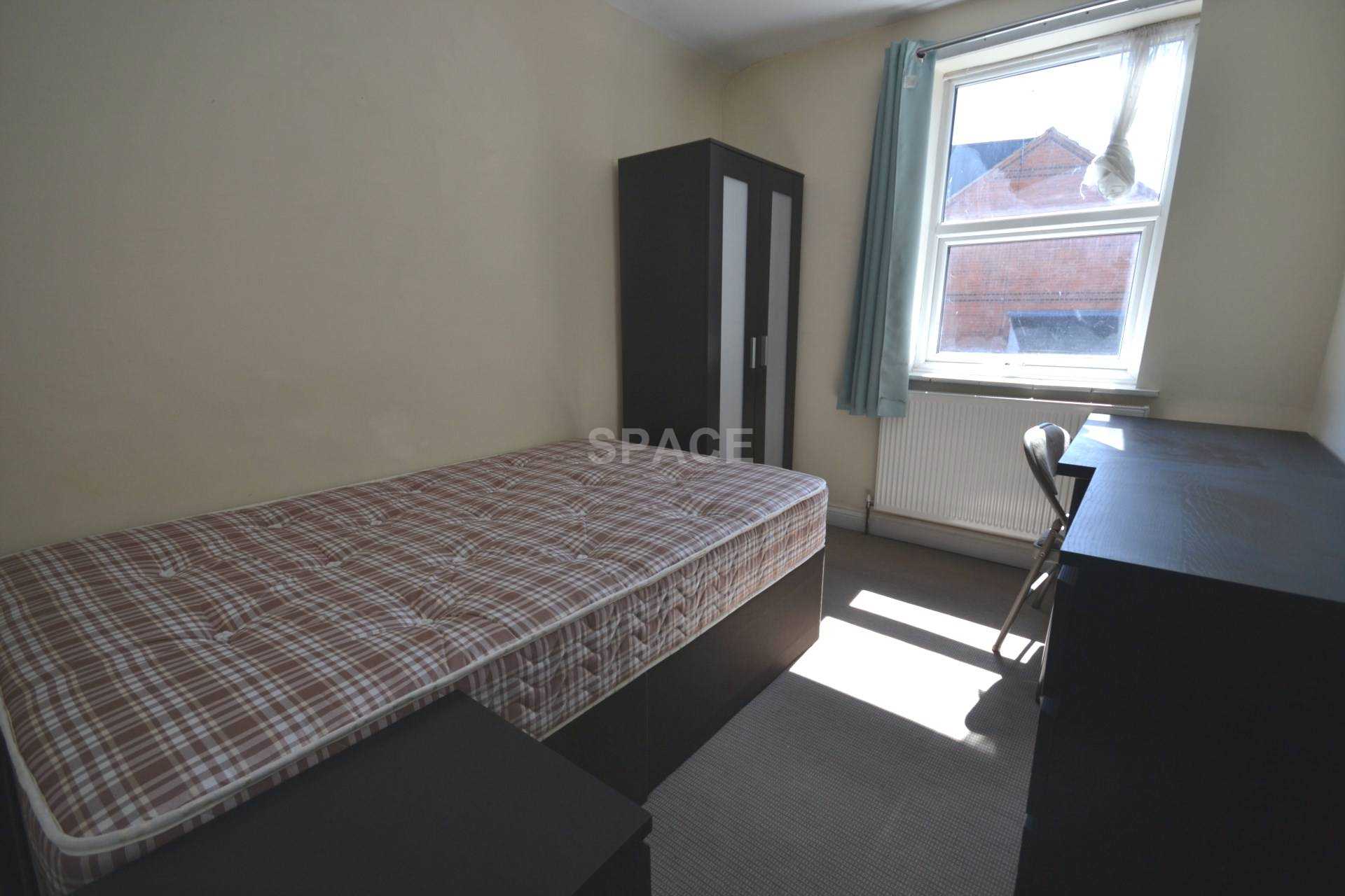Grange Avenue, Reading, Berkshire, RG6 1DL, Image 7