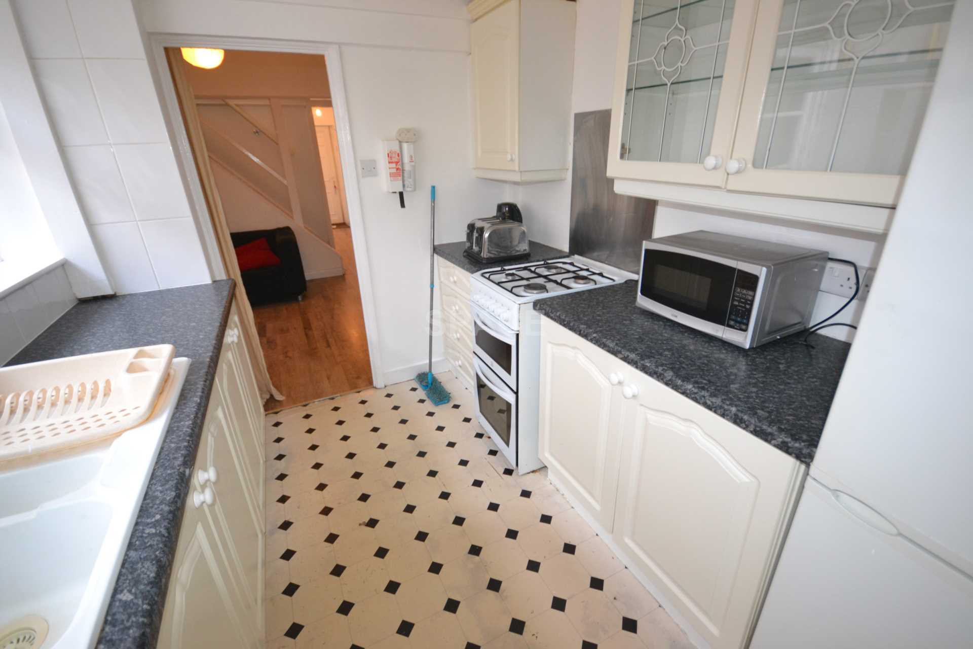 Foxhill Road, Reading, Berkshire, RG1 5QS, Image 6