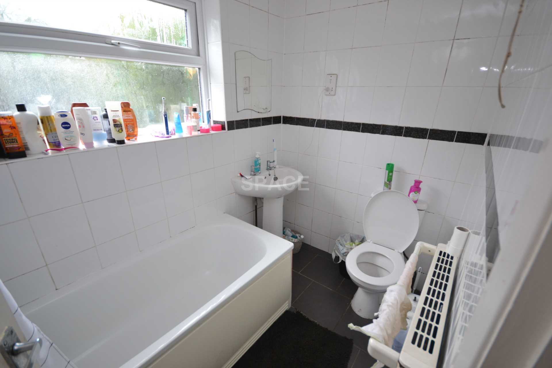 Donnington Road, Reading, Image 4