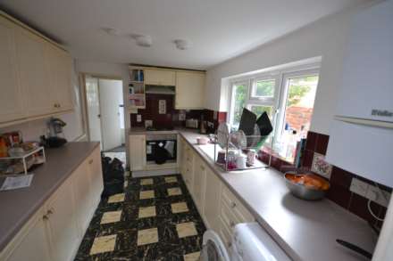 4 Bedroom Terrace, Donnington Road, Reading