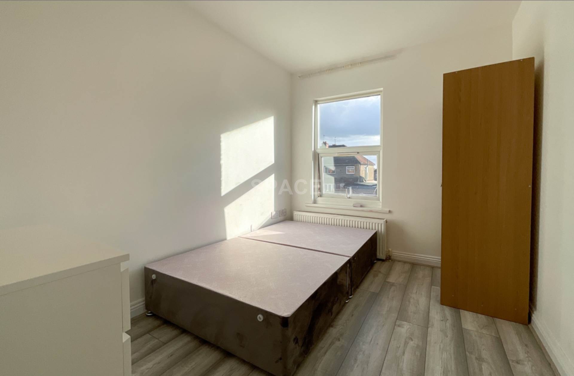 Swainstone Road, Reading, Berkshire, RG2 0DX, Image 12