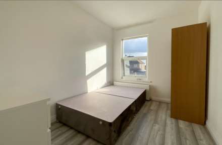 Swainstone Road, Reading, Berkshire, RG2 0DX, Image 12
