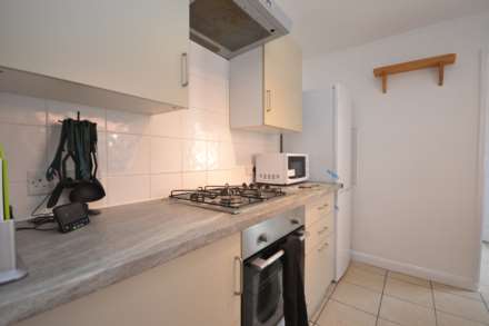 Pitcroft Avenue, Earley, Reading, Berkshire, RG6 1NN, Image 4
