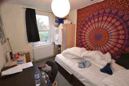 Grange Avenue, Reading, Berkshire, RG6 1DL, Image 1