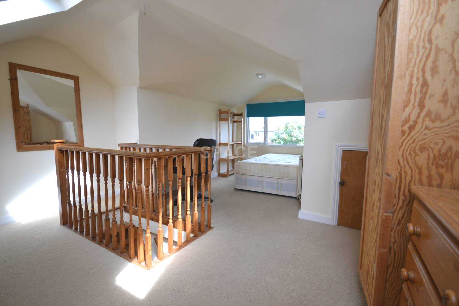 Donnington Road, Reading,Berkshire, RG1 5NE, Image 1