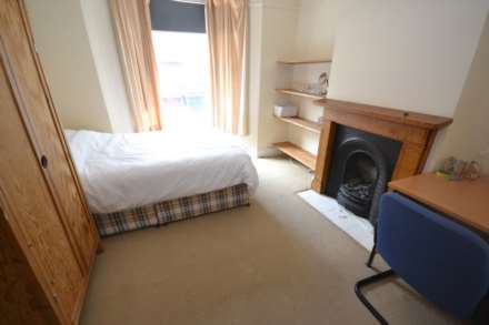 Donnington Road, Reading,Berkshire, RG1 5NE, Image 2