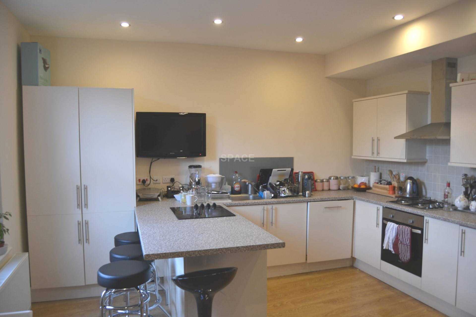Erleigh Road, Reading, Berkshire, RG1 5NB, Image 1