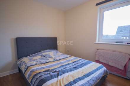 Whale Avenue, Reading, Image 3