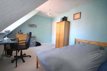 Hawthorn Gardens, Reading, Berkshire, RG2 7NA, Image 5